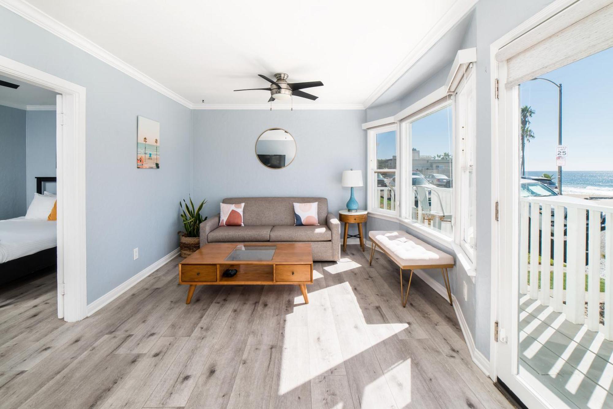 Pacific Bungalow In Oceanside With Backyard & Tiny House Экстерьер фото