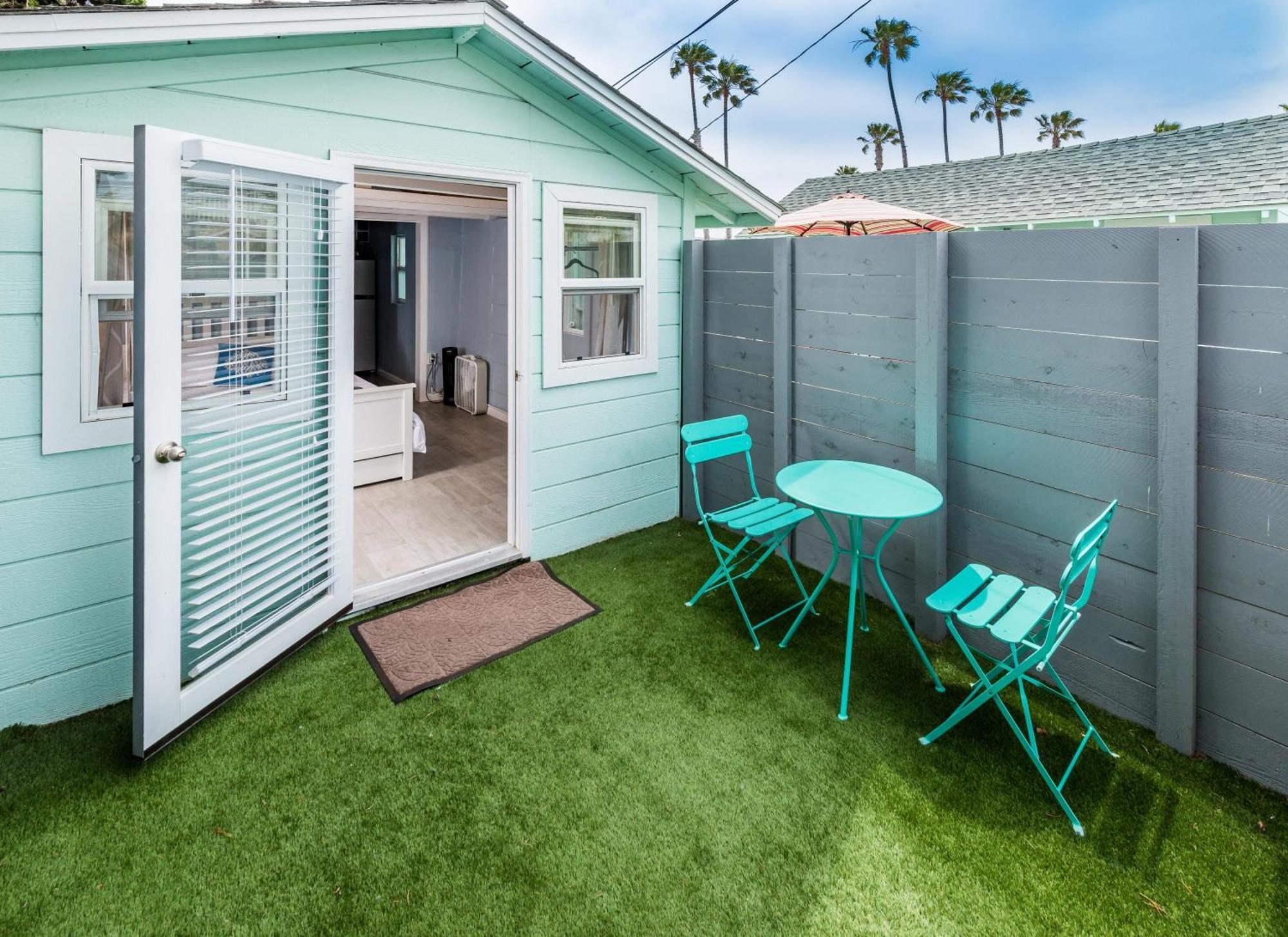 Pacific Bungalow In Oceanside With Backyard & Tiny House Экстерьер фото